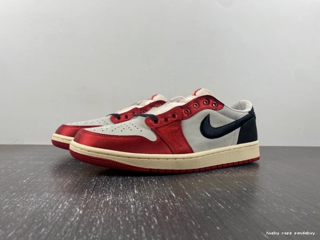Rep Husky 1 FN0432-100 OG Air Low Trophy x Room Jordan Away 0717